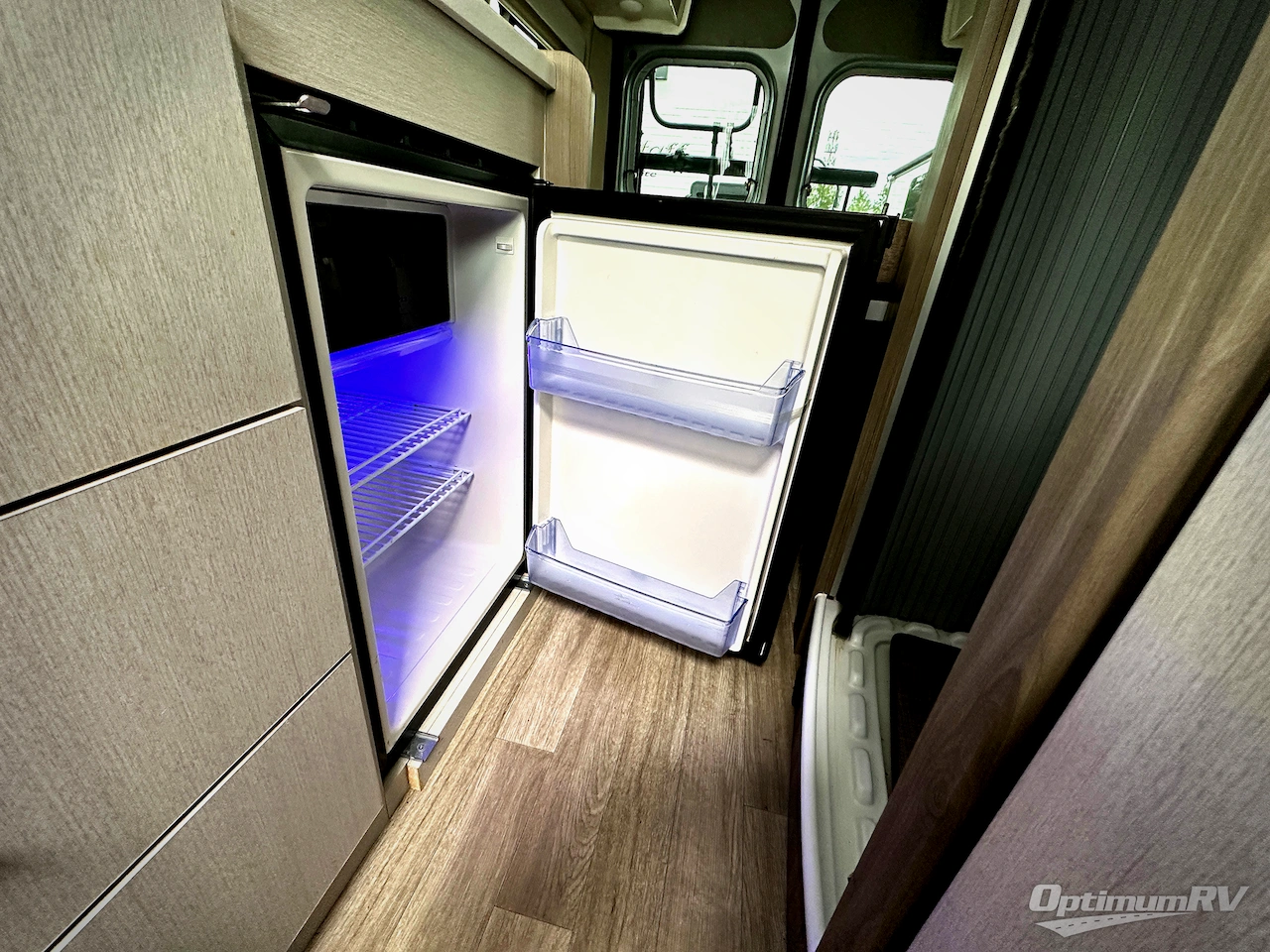 2024 Thor Tellaro 20A Photo 9