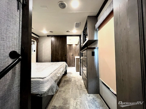 2021 Heartland Bighorn 3870FB RV Photo 3