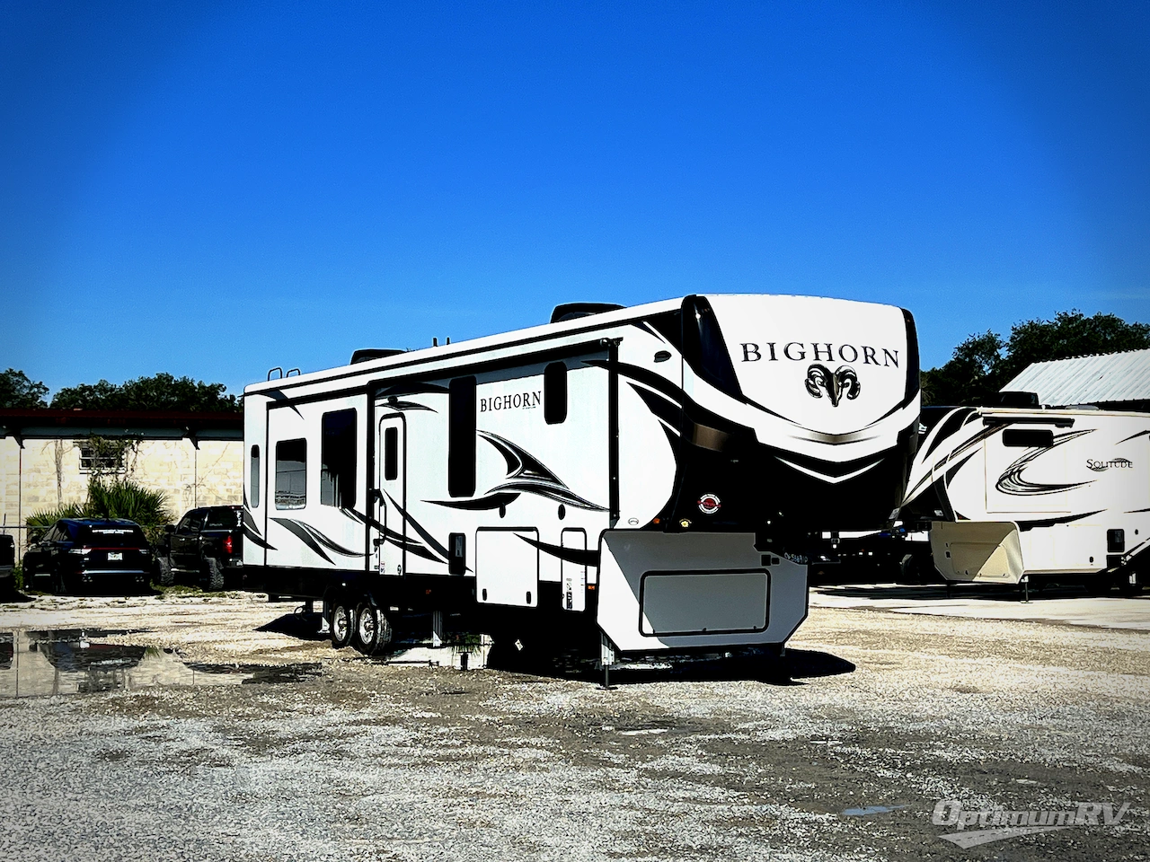 2021 Heartland Bighorn 3870FB Photo 1