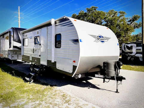 Used 2021 Shasta Shasta 21CK Featured Photo