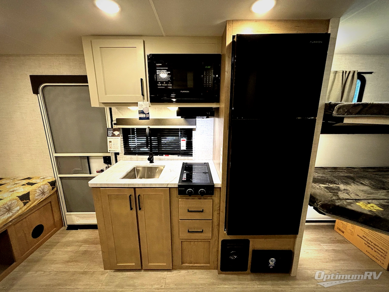 2026 Ember E-Series 19ETS Photo 6