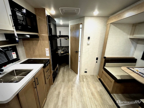 2026 Ember E-Series 19ETS RV Photo 2
