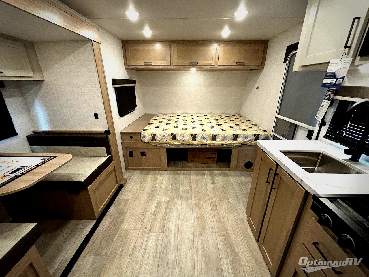 2026 Ember E-Series 19ETS Photo 5