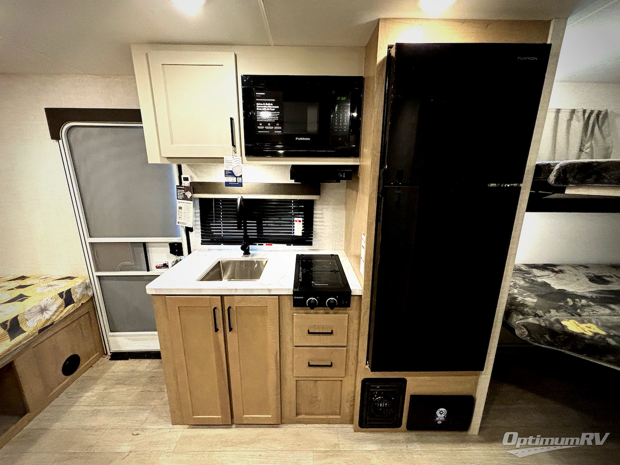 2026 Ember E-Series 19ETS Photo 6