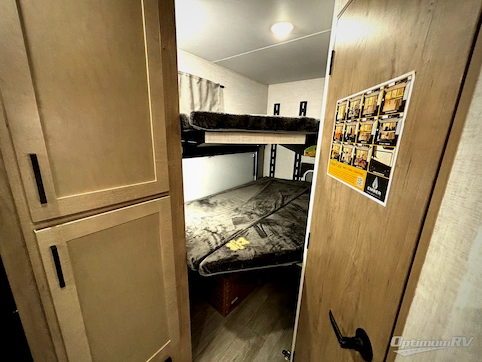 2026 Ember E-Series 26ETS RV Photo 4