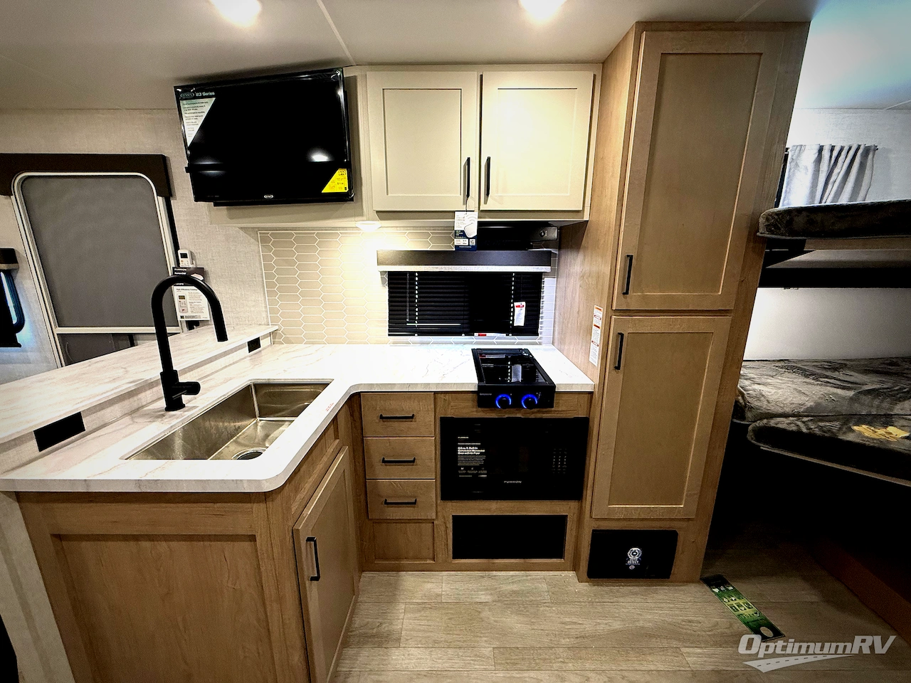 2026 Ember E-Series 22ETS Photo 9