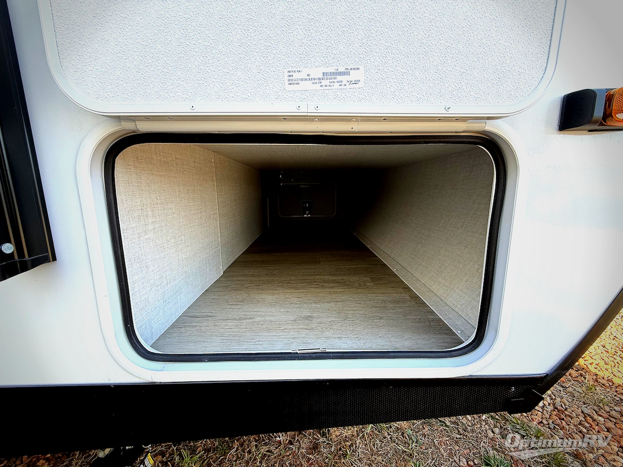 2026 Ember E-Series 22ETS Photo 20