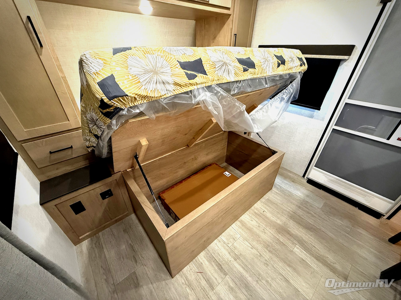 2026 Ember E-Series 22ETS Photo 7