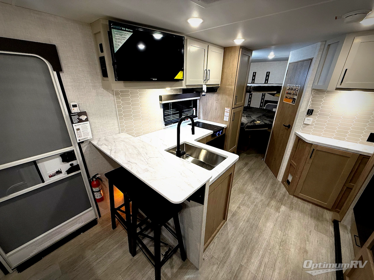 2026 Ember E-Series 22ETS Photo 10