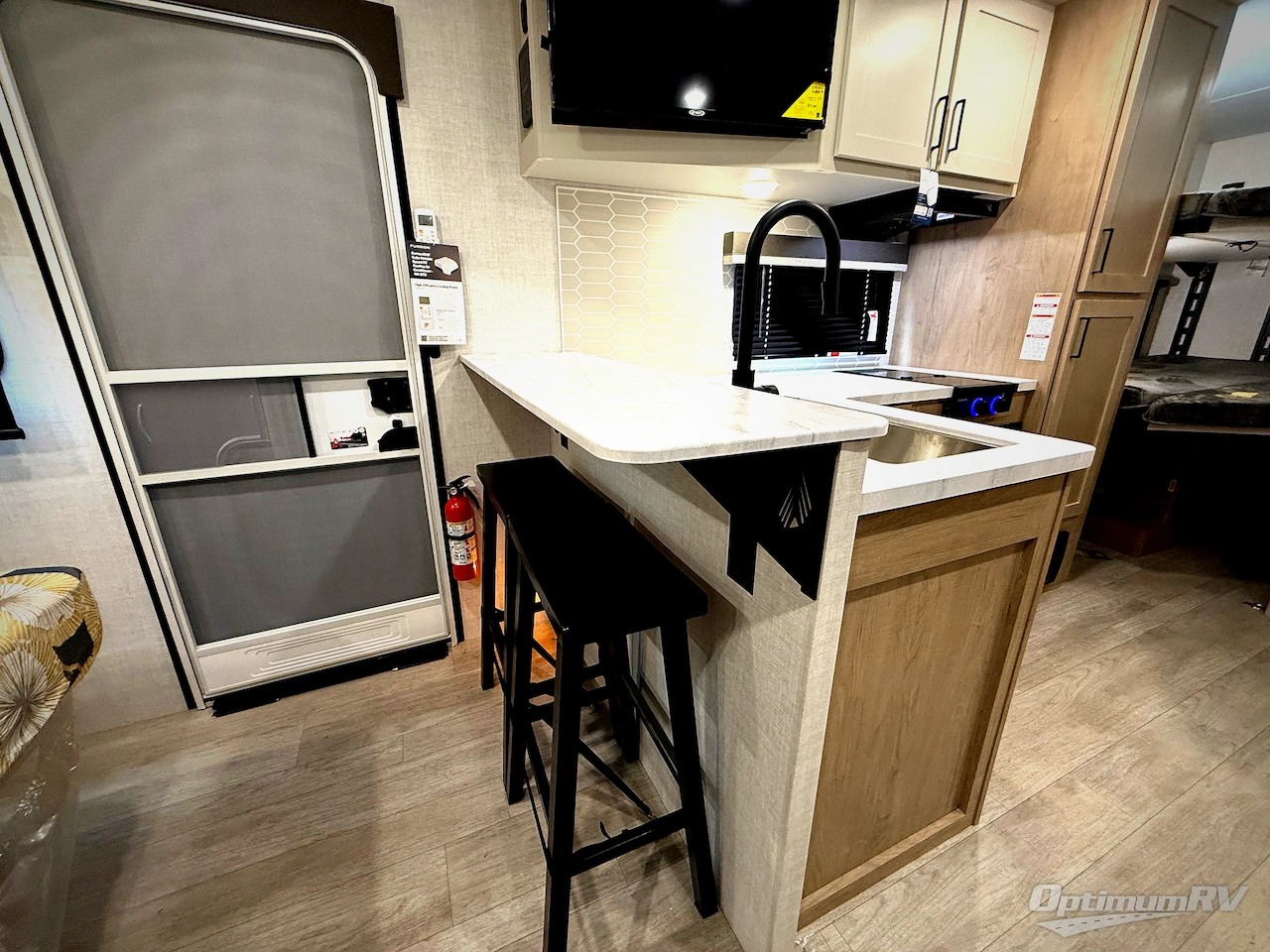 2026 Ember E-Series 22ETS Photo 11