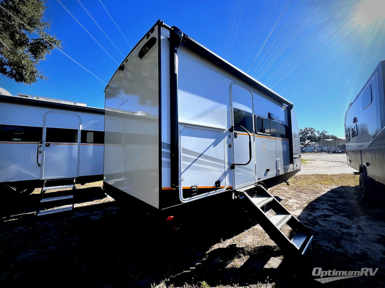 2026 Ember E-Series 18RBE Photo 3