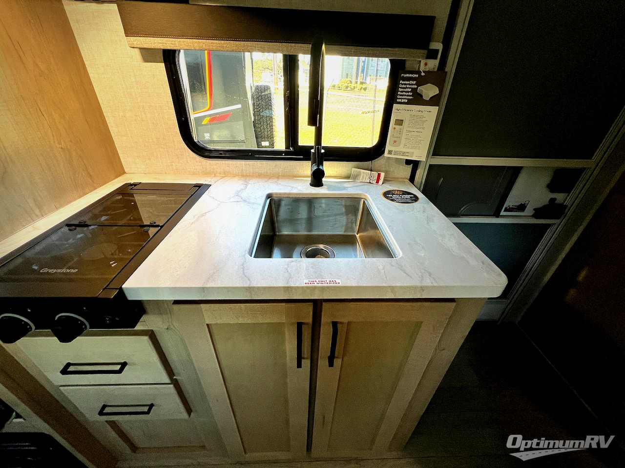 2026 Ember E-Series 18RBE Photo 8