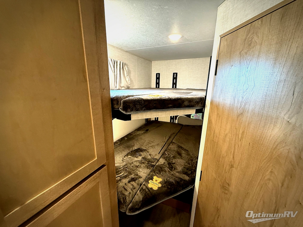 2026 Ember E-Series 22ETS Photo 12