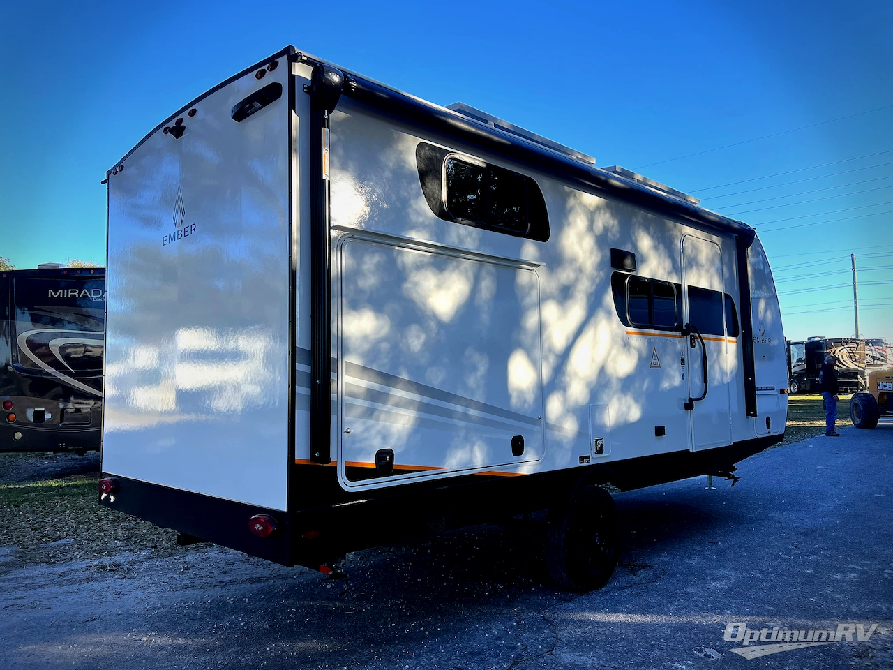 2026 Ember E-Series 19ETS Photo 3