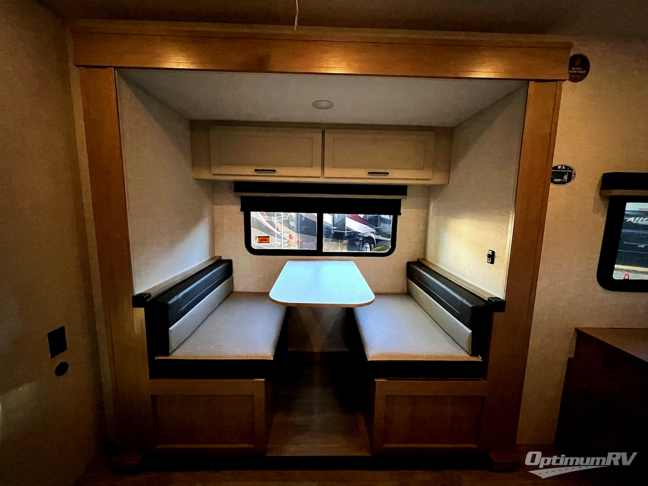 2026 Ember E-Series 19ETS Photo 6