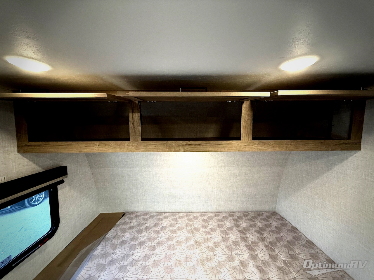 2026 Ember E-Series 19ETS Photo 17