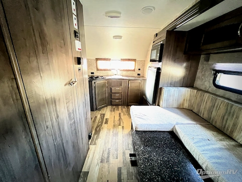 2018 Winnebago Towables Winnie Drop 1790 RV Photo 2