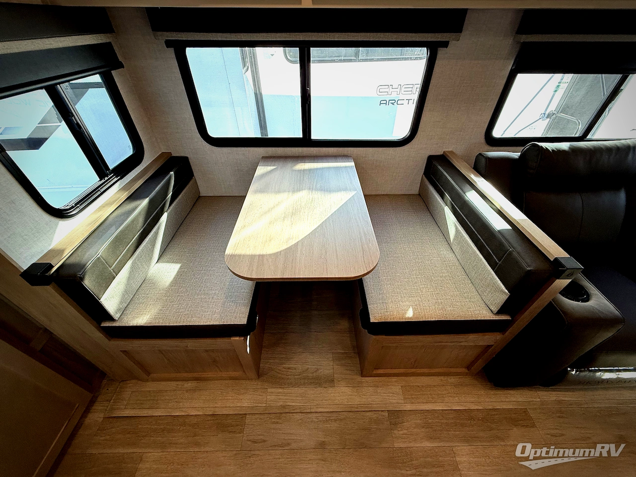 2026 Ember E-Series 26ETS Photo 6