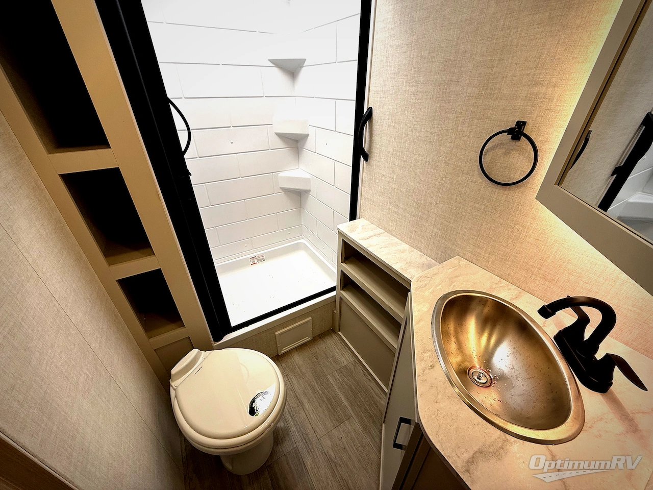 2026 Ember E-Series 26ETS Photo 21