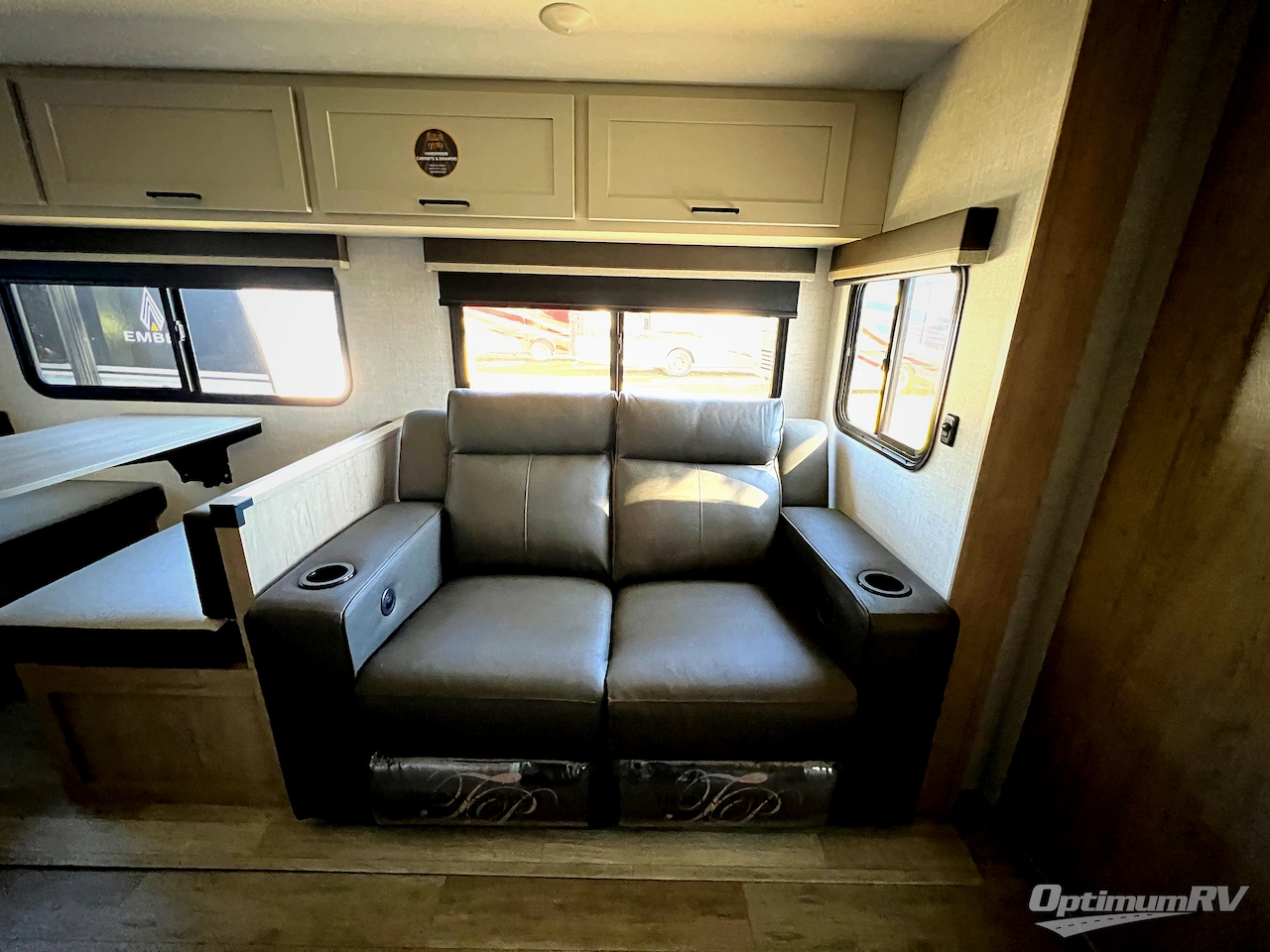 2026 Ember E-Series 26ETS Photo 7