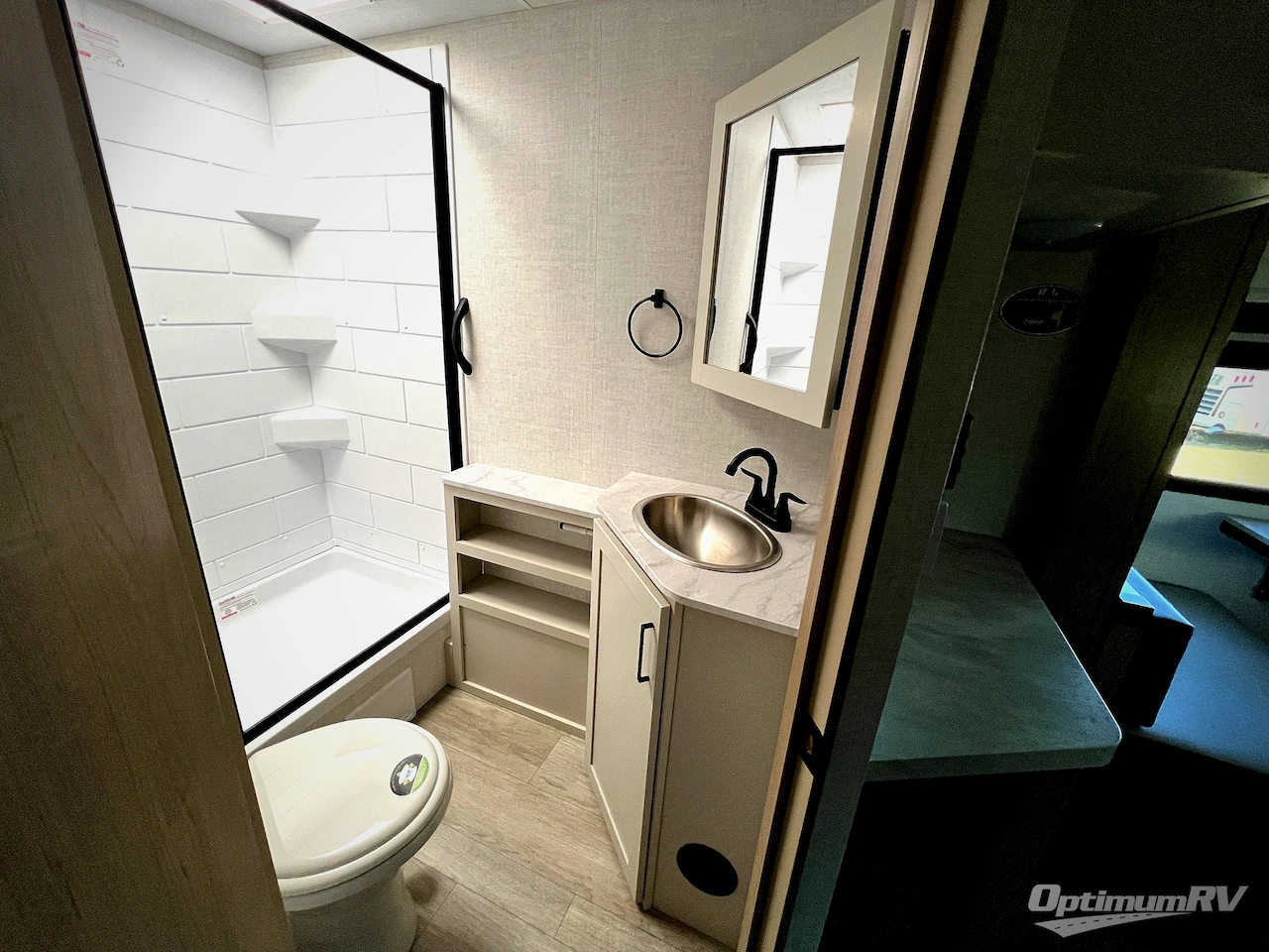 2026 Ember E-Series 26ETS Photo 16