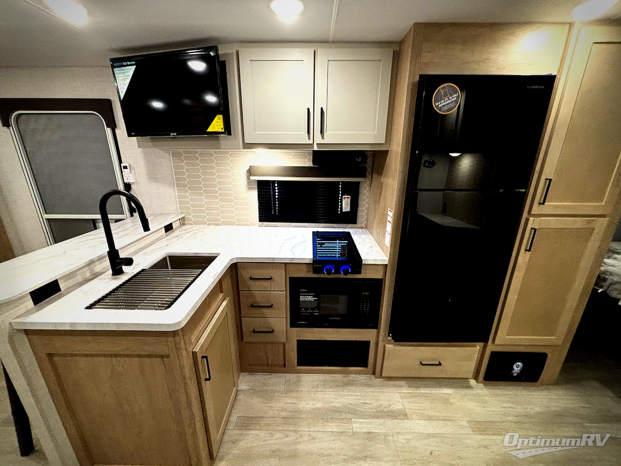 2026 Ember E-Series 26ETS Photo 6