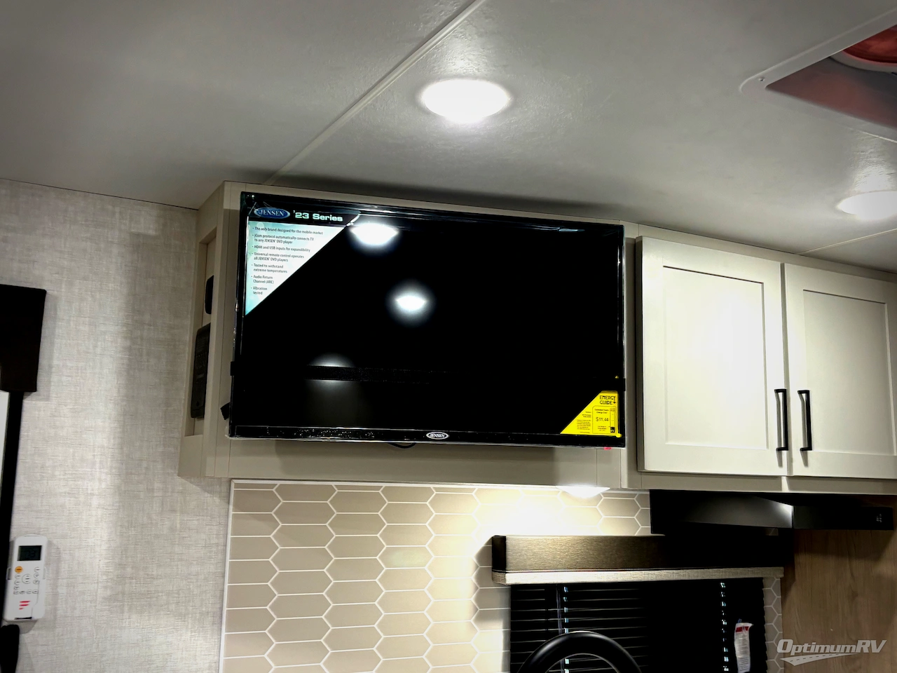 2026 Ember E-Series 26ETS Photo 9