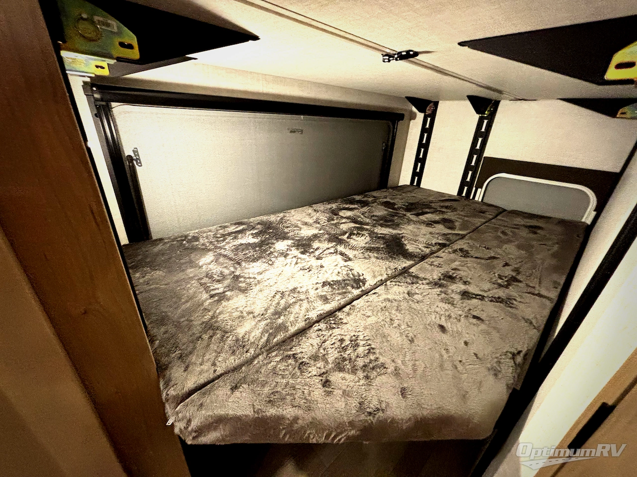 2026 Ember E-Series 26ETS Photo 15