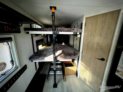 2026 Ember Overland Series 240TKR RV Photo 4