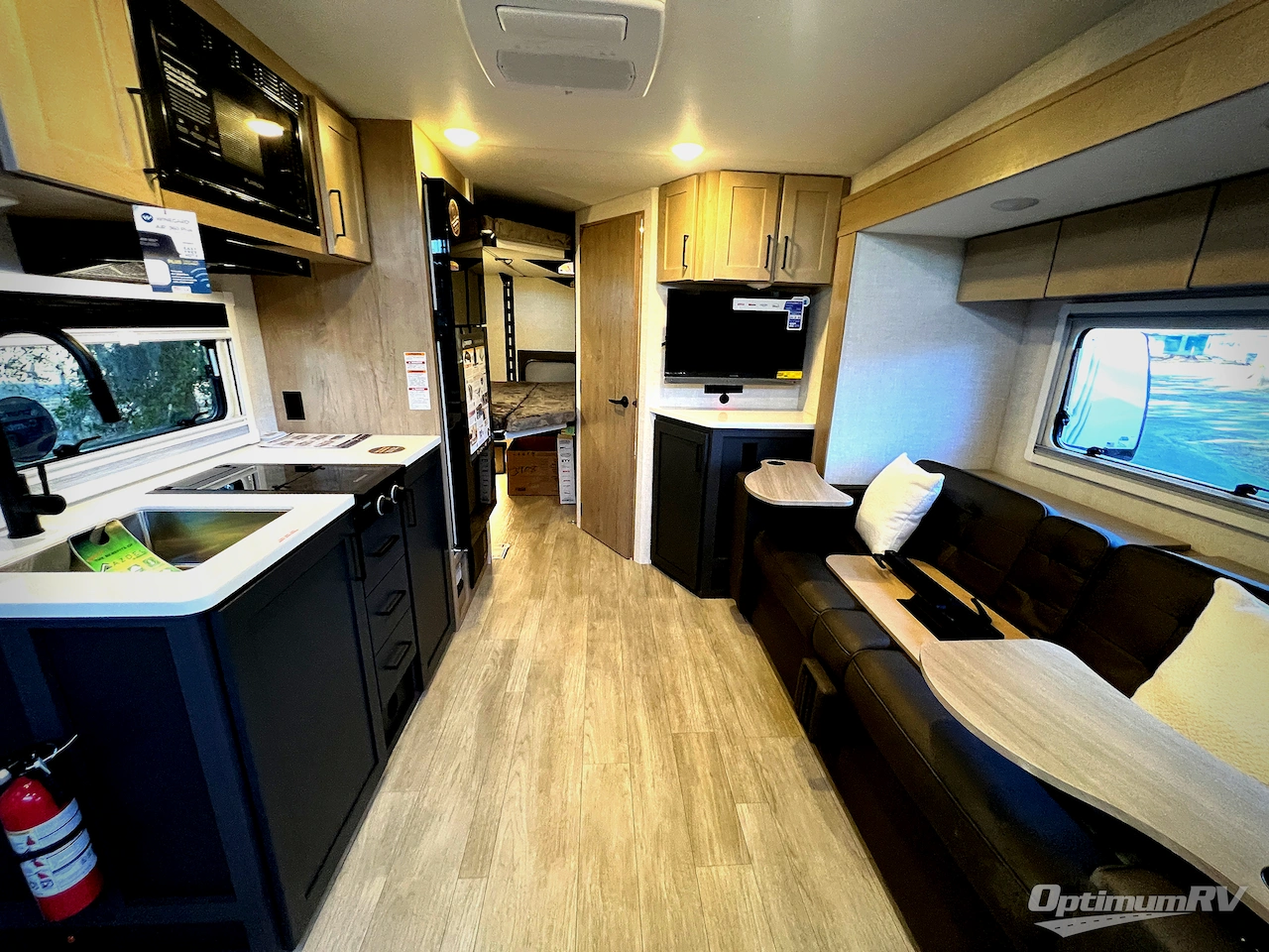 2026 Ember Overland Series 221MSL Photo 18