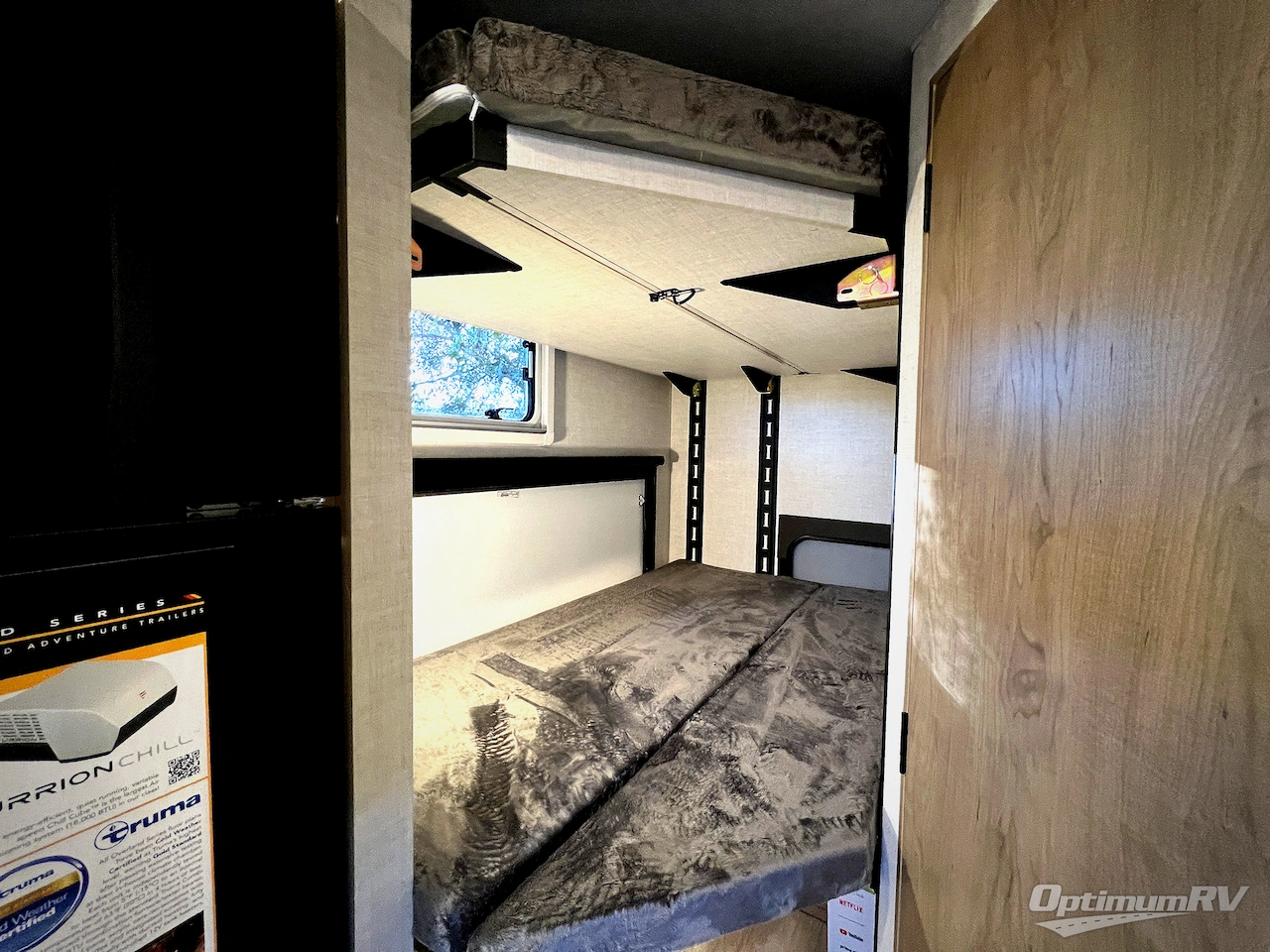 2026 Ember Overland Series 221MSL Photo 14