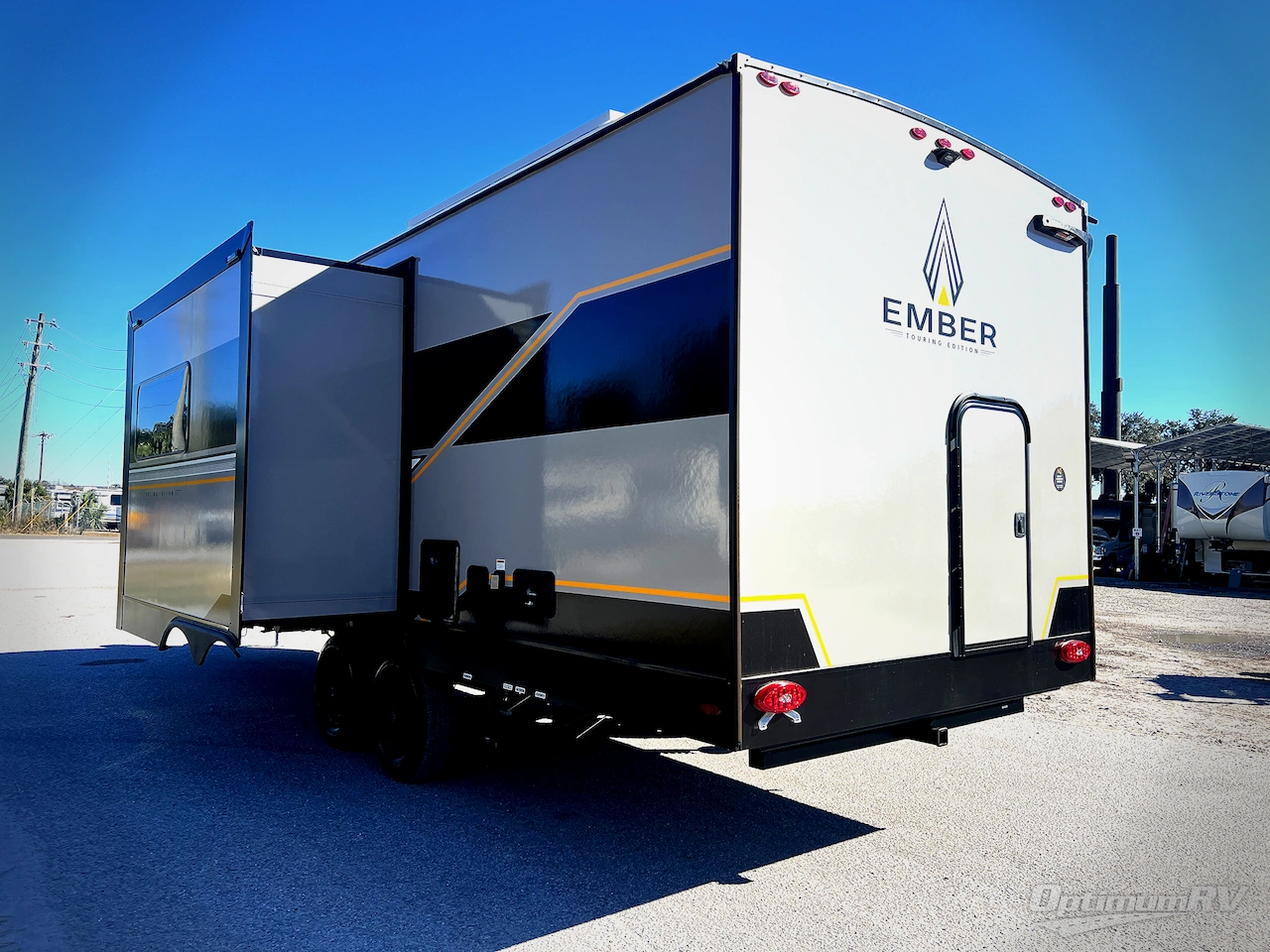 2027 Ember Touring Edition 2200ETL Photo 2