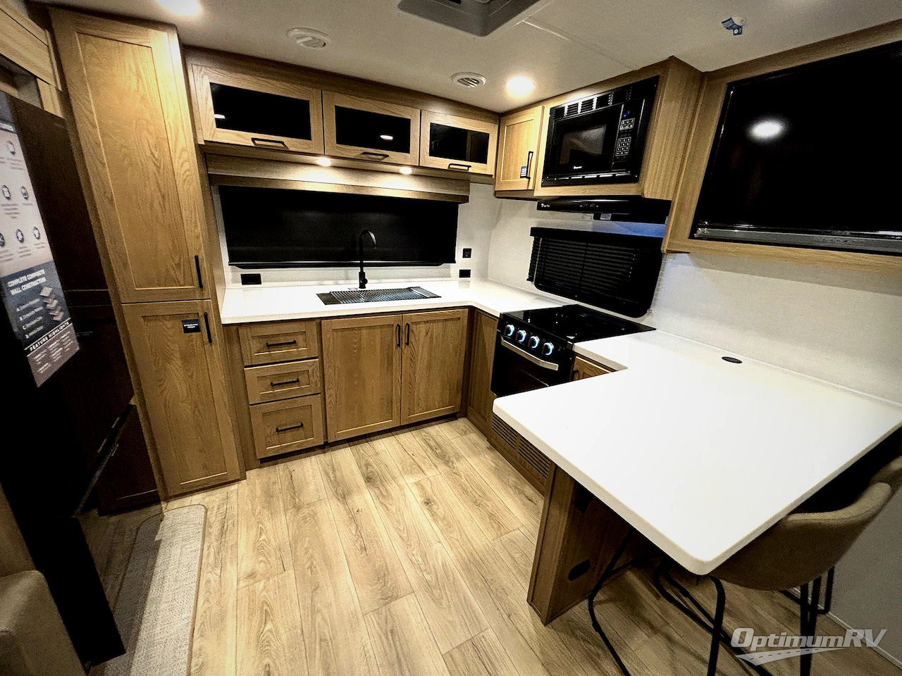 2027 Forest River Flagstaff Micro Lite 25MBR Photo 6