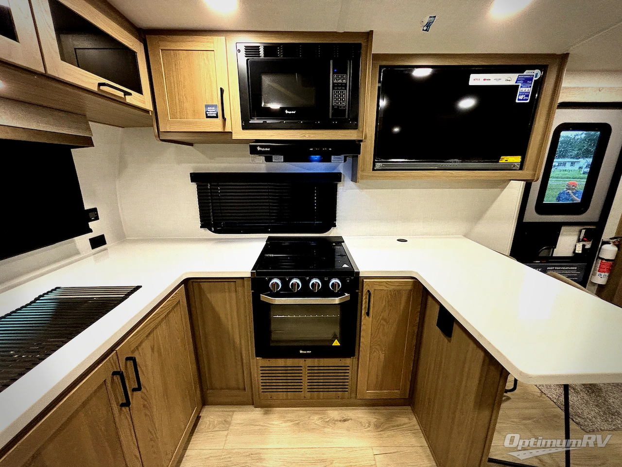 2027 Forest River Flagstaff Micro Lite 25MBR Photo 7