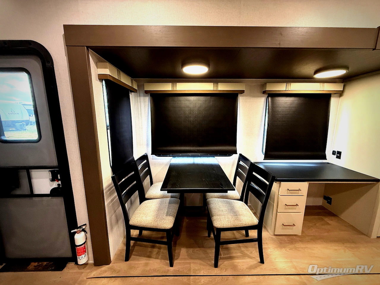 2026 East To West Tandara 388LR Photo 9