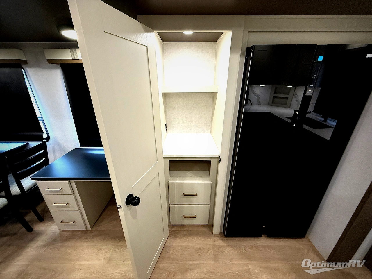 2026 East To West Tandara 388LR Photo 12