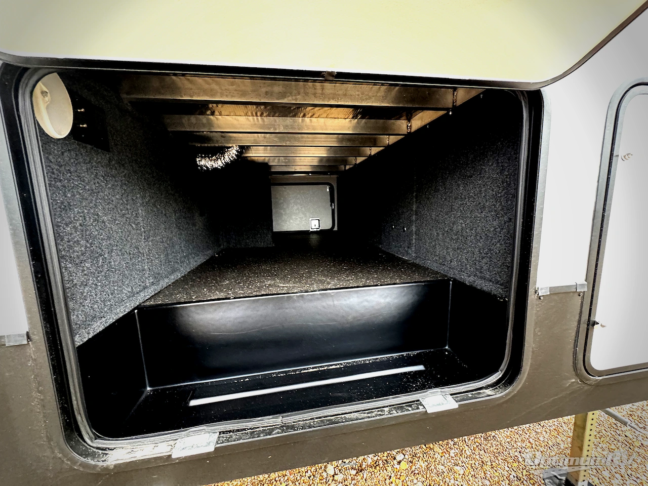 2026 East To West Tandara 387BH Photo 2