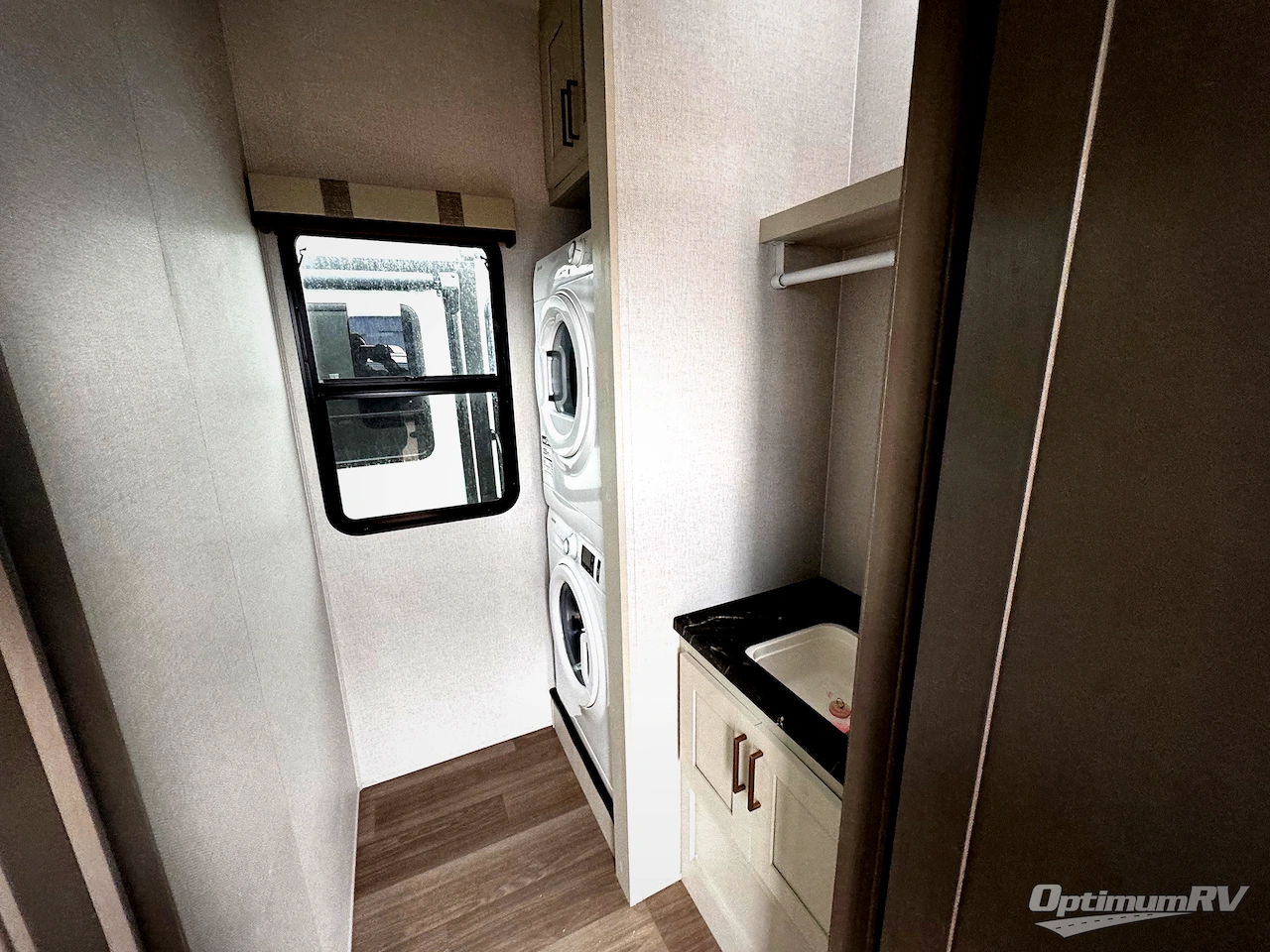 2026 East To West Tandara 388LR Photo 4