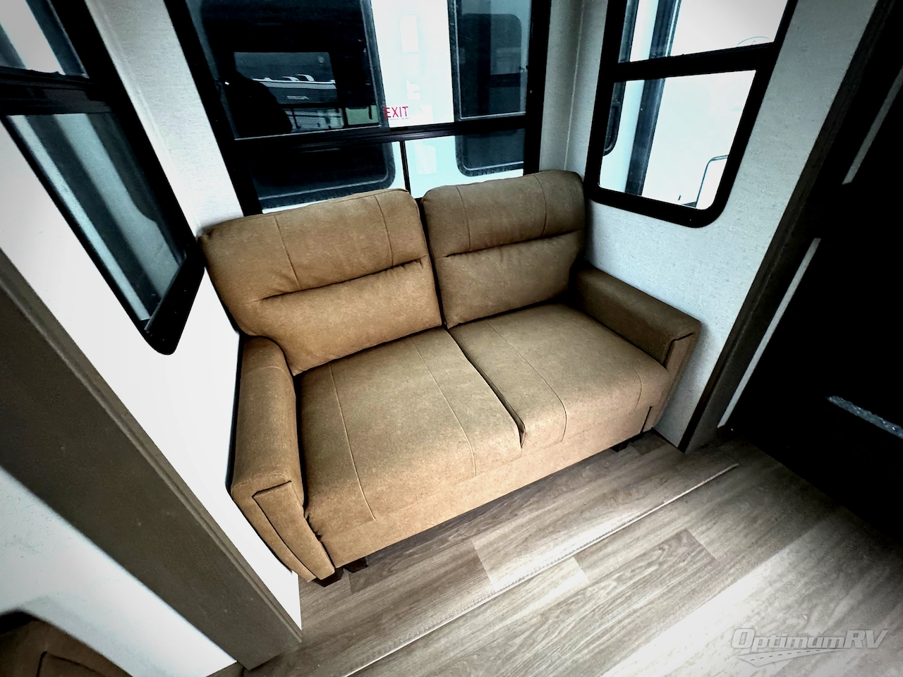 2026 East To West Tandara 388LR Photo 9