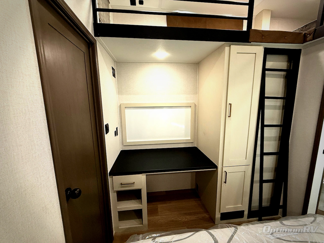 2026 East To West Tandara 389DS Photo 17