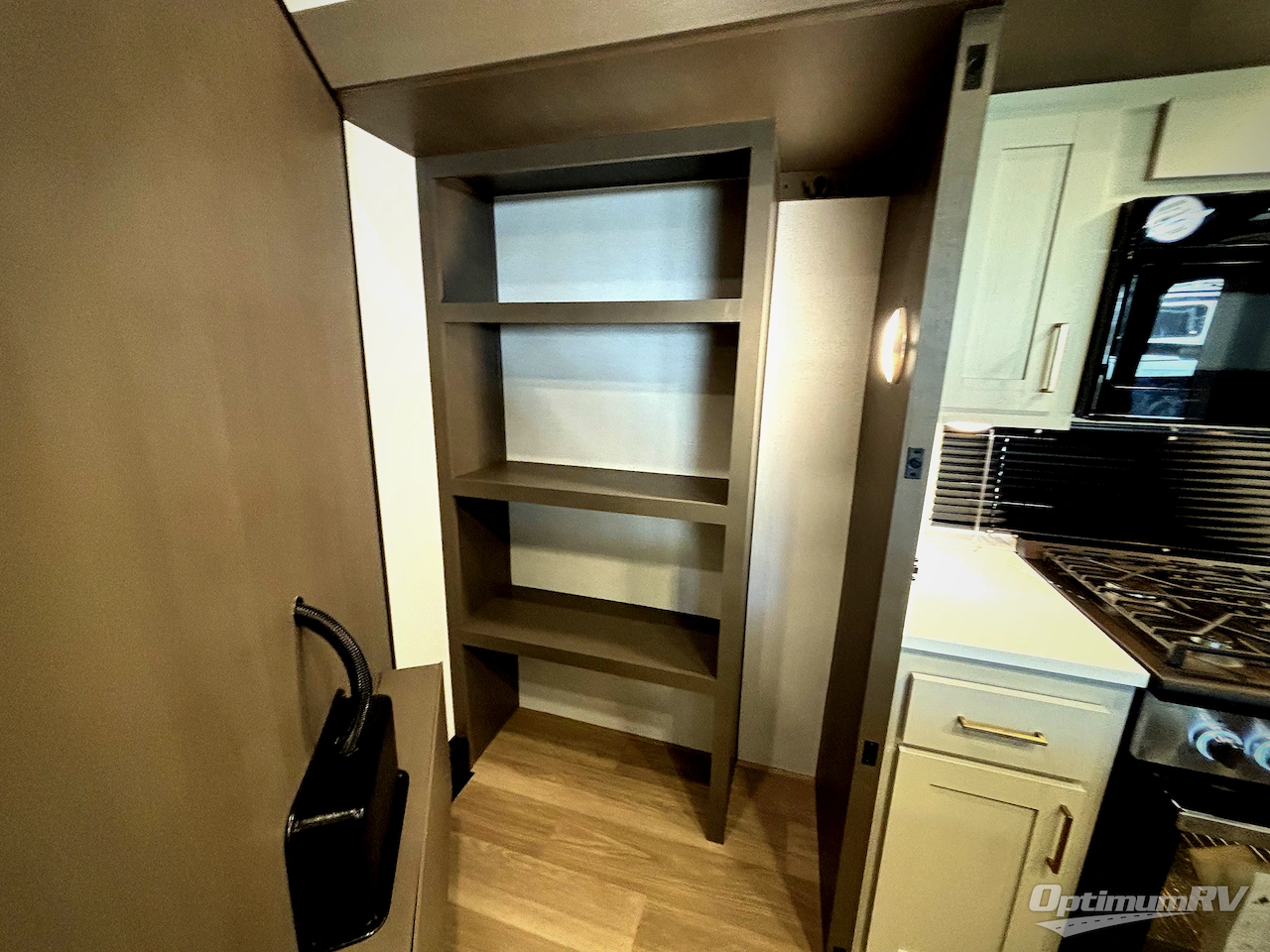 2026 East To West Tandara 389DS Photo 18