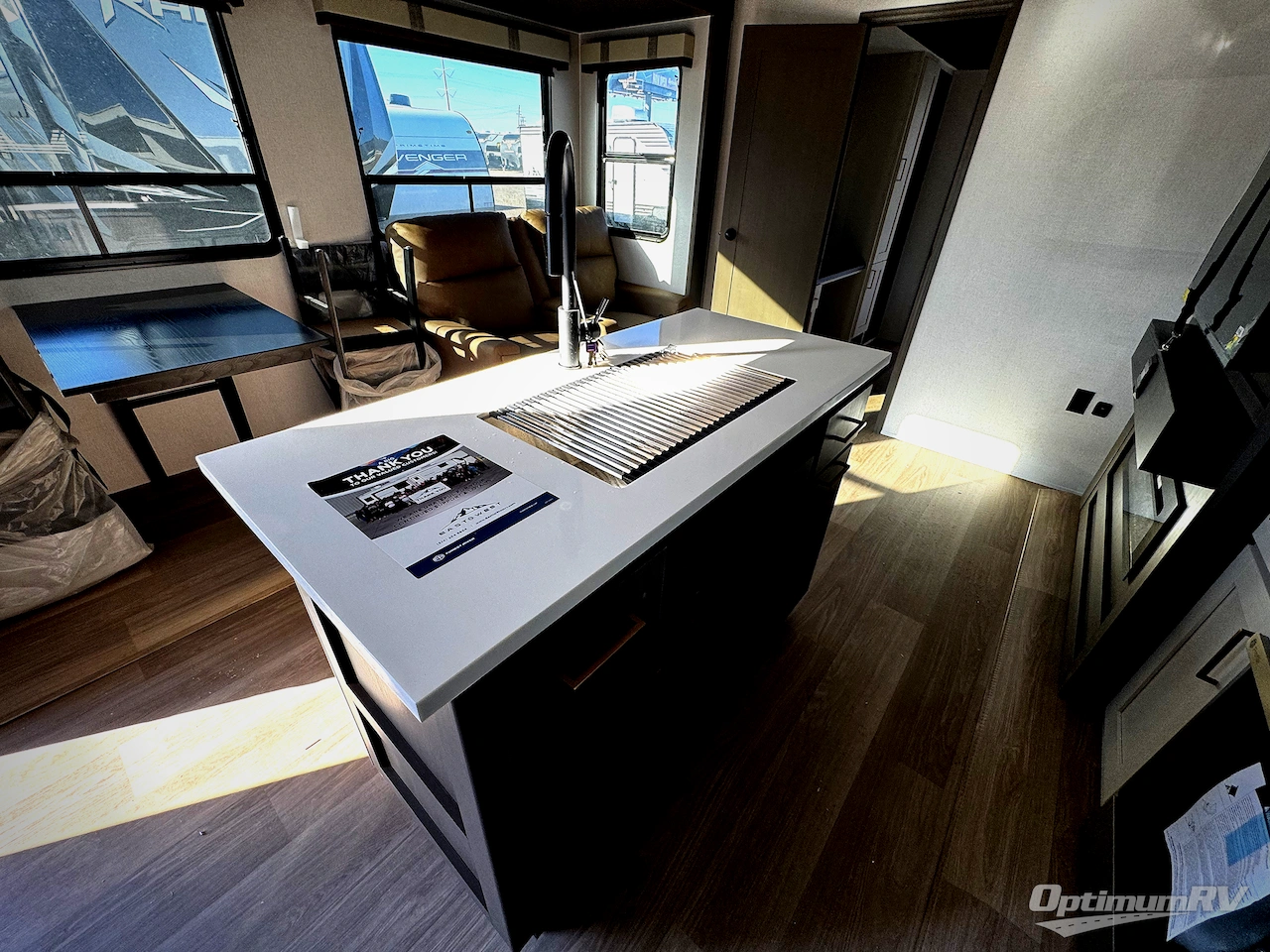 2026 East To West Tandara 389DS Photo 10