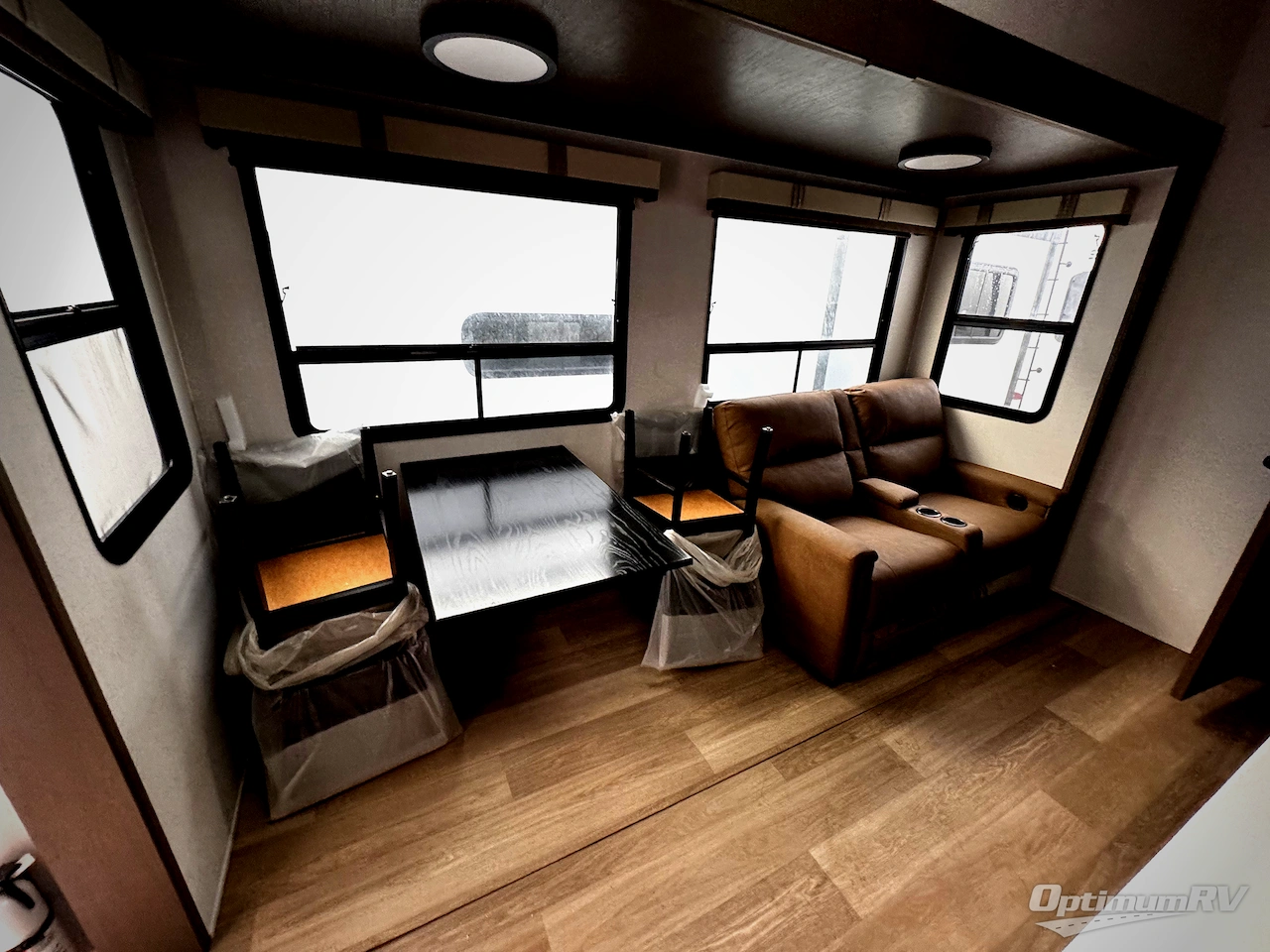 2026 East To West Tandara 389DS Photo 5