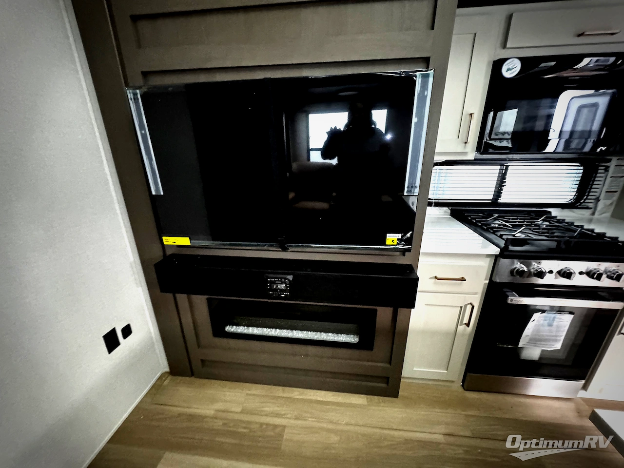 2026 East To West Tandara 389DS Photo 6