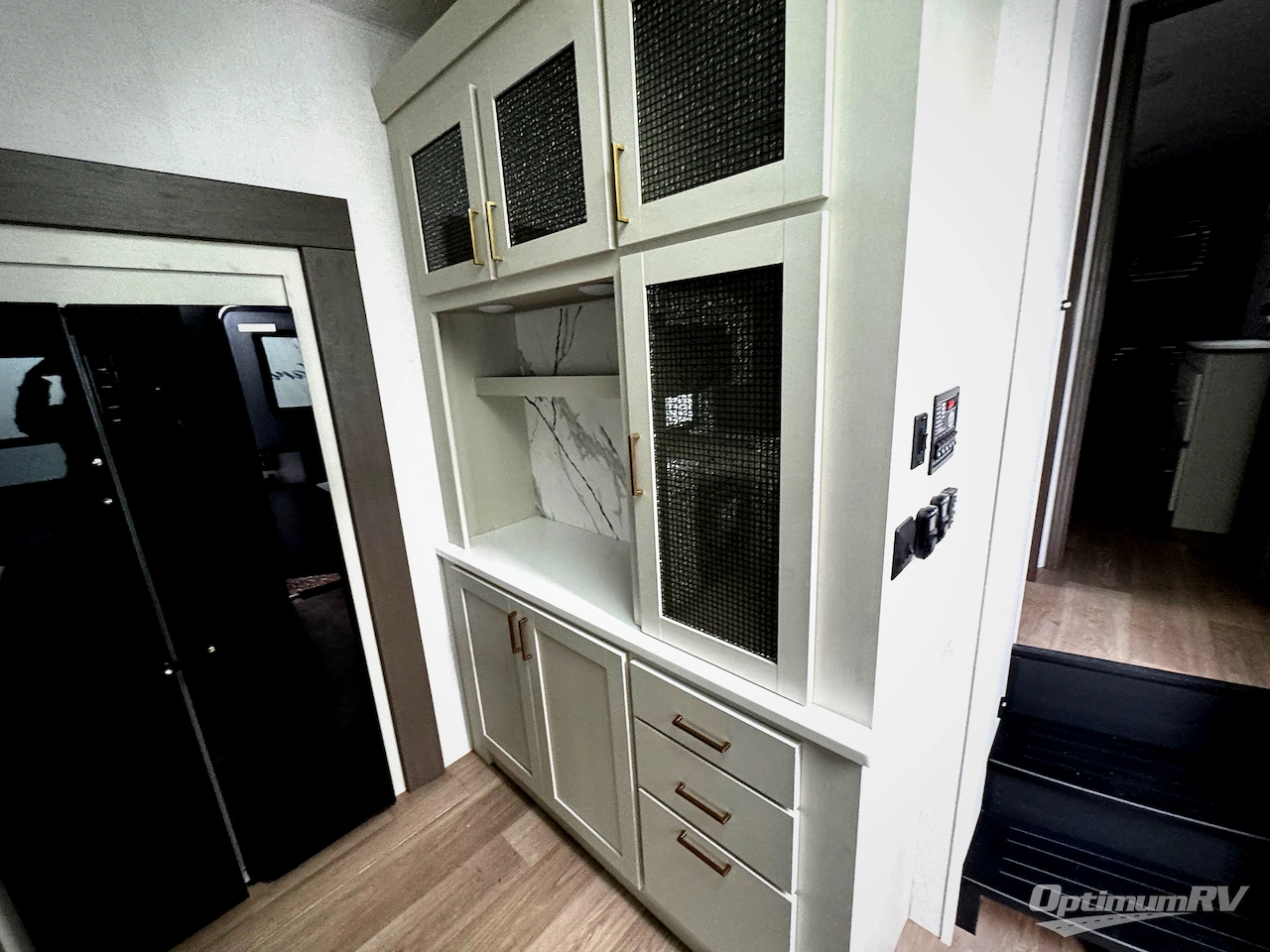 2026 East To West Tandara 389DS Photo 9