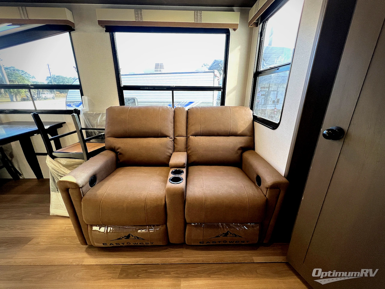 2026 East To West Tandara 389DS Photo 7