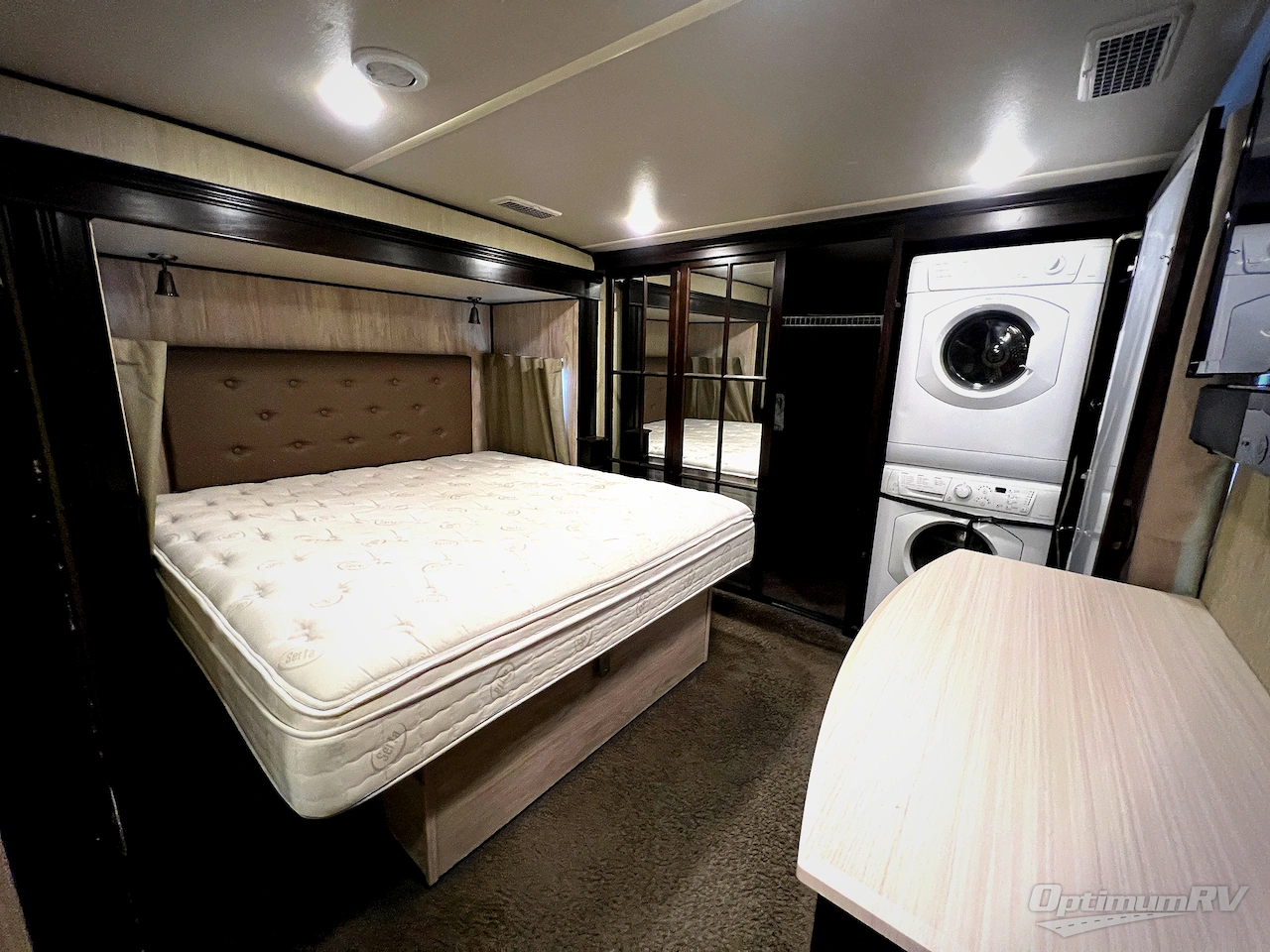 2017 Palomino Columbus Compass 374BHC Photo 21