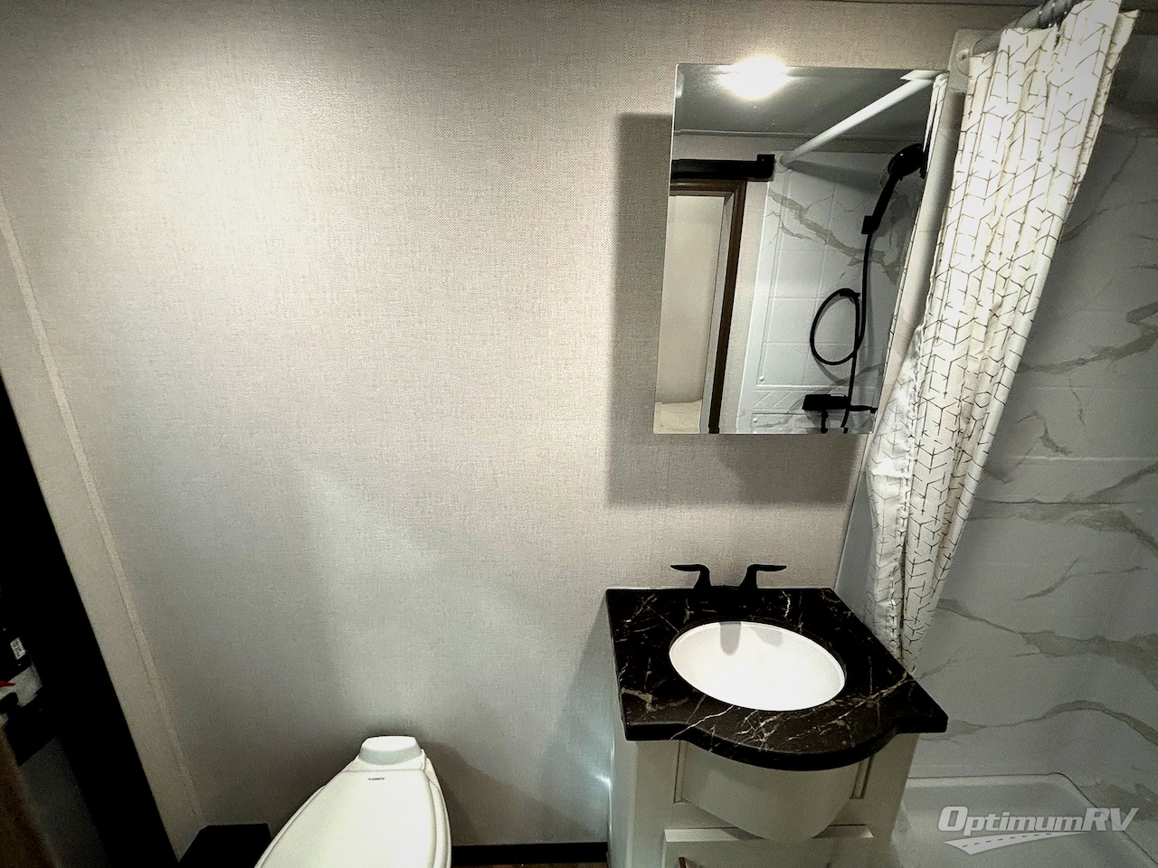 2026 East To West Tandara 389DS Photo 24