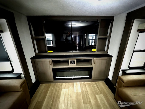 2026 East To West Tandara 390FL RV Photo 3