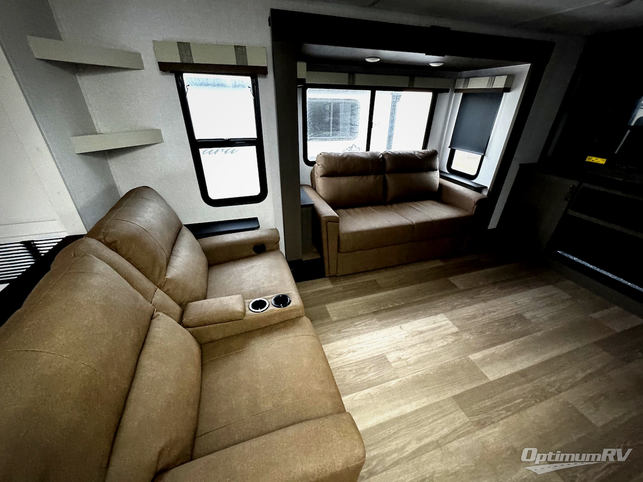 2026 East To West Tandara 390FL Photo 9